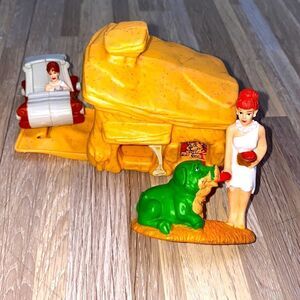 The Flintstone Wilma vintage pvc toy dinosaur Stone Age stone house car